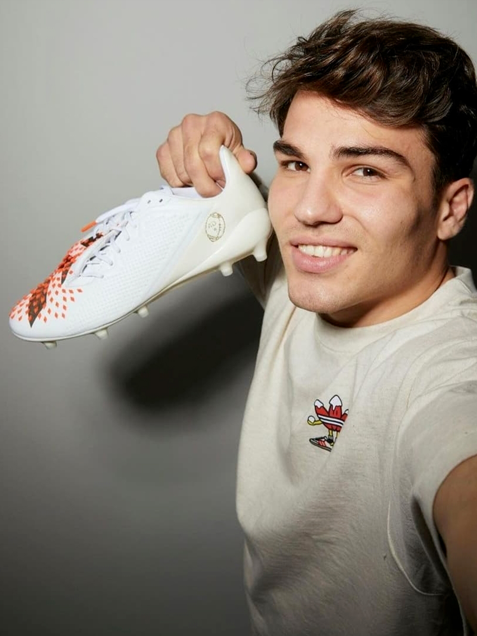 Broderie crampons ballon d'or rugby Antoine Dupont